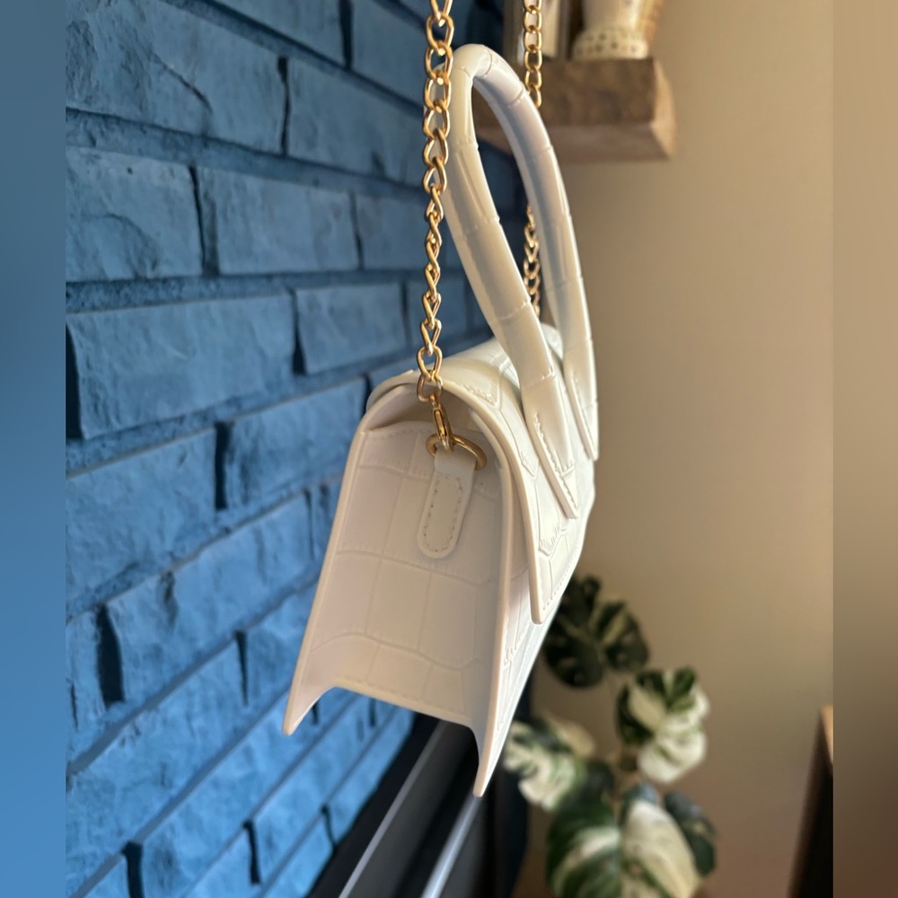 Top Handle Mini Purse in Snakeskin White - Picture 3 of 12